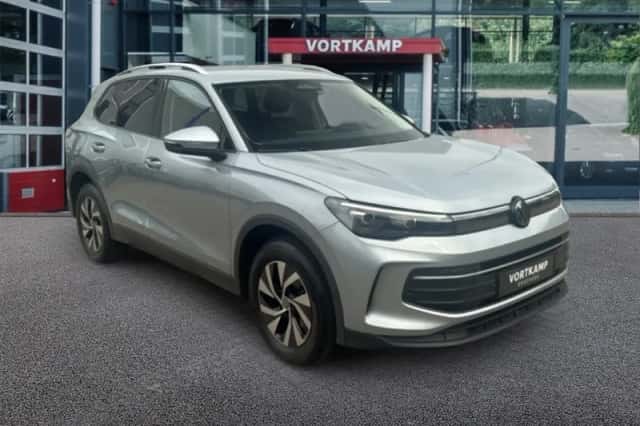 Volkswagen Tiguan (2026) thumbnail 3