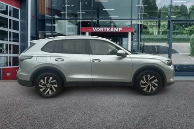 Volkswagen Tiguan (2026) thumbnail 4
