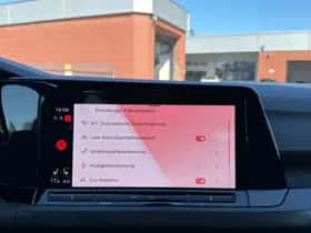 Volkswagen Golf (2021) thumbnail 19