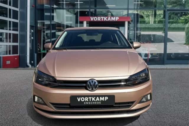 Volkswagen Polo (2018) thumbnail 2