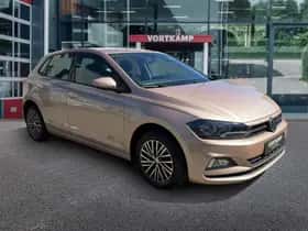 Volkswagen Polo (2018) thumbnail 3