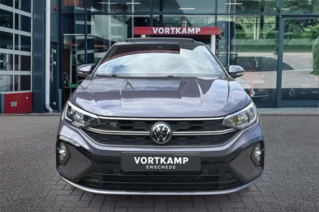 Volkswagen TAIGO (2023) thumbnail 2