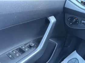 Volkswagen TAIGO (2023) thumbnail 10