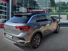 Volkswagen T-Roc (2022) thumbnail 5