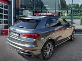 Audi Q3 (2021) thumbnail 5