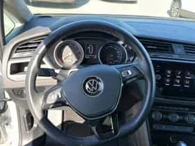 Volkswagen Touran (2022) thumbnail 13