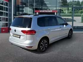 Volkswagen Touran (2022) thumbnail 5