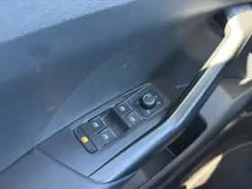 Volkswagen T-Cross (2022) thumbnail 24