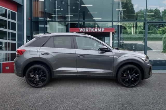 Volkswagen T-Roc (2025) thumbnail 4