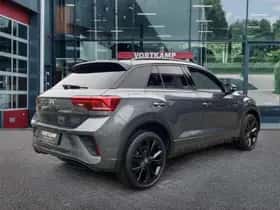 Volkswagen T-Roc (2025) thumbnail 5