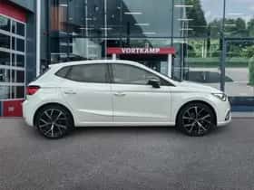 SEAT Ibiza (2023) thumbnail 4