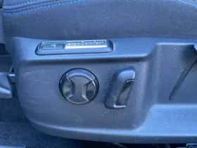 Volkswagen Passat thumbnail 17