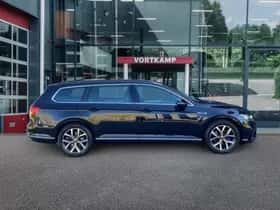 Volkswagen Passat thumbnail 4