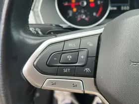 Volkswagen Passat thumbnail 16