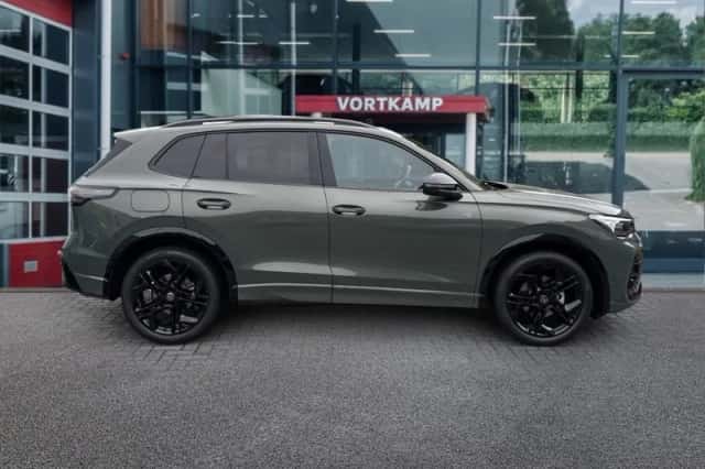 Volkswagen Tiguan (2026) thumbnail 4