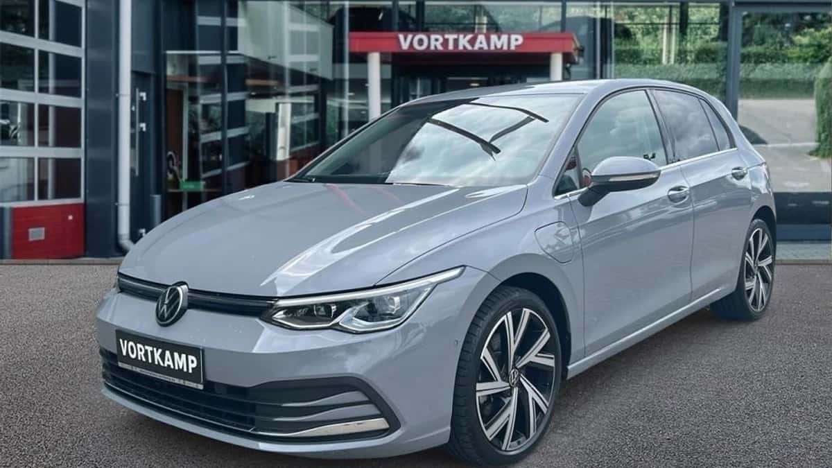 Volkswagen Golf — foto 1