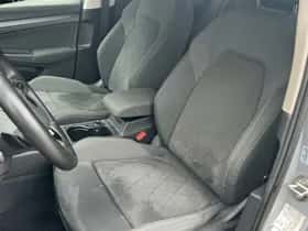 Volkswagen Golf thumbnail 12