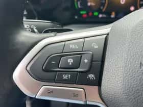 Volkswagen Golf (2021) thumbnail 19