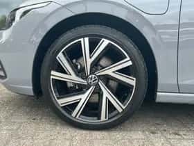 Volkswagen Golf thumbnail 9
