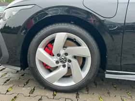 Volkswagen Golf (2025) thumbnail 9