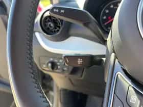Audi Q2 (2018) thumbnail 18
