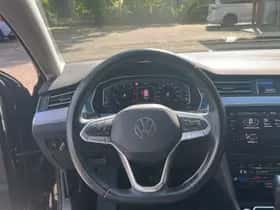 Volkswagen Passat (2021) thumbnail 13