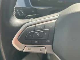 Volkswagen Passat (2021) thumbnail 16