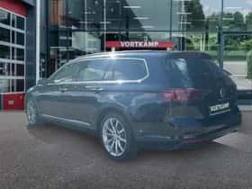 Volkswagen Passat (2021) thumbnail 7