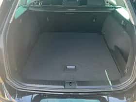 Volkswagen Passat (2021) thumbnail 10