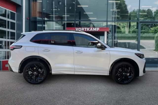 Volkswagen Tiguan (2026) thumbnail 4