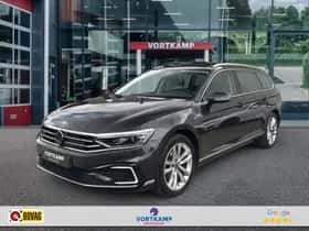 Volkswagen Passat (2022)