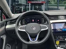 Volkswagen Passat (2022) thumbnail 17