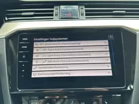 Volkswagen Passat (2022) thumbnail 25