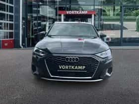 Audi A3 (2022) thumbnail 2