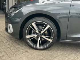 Audi A3 (2022) thumbnail 9