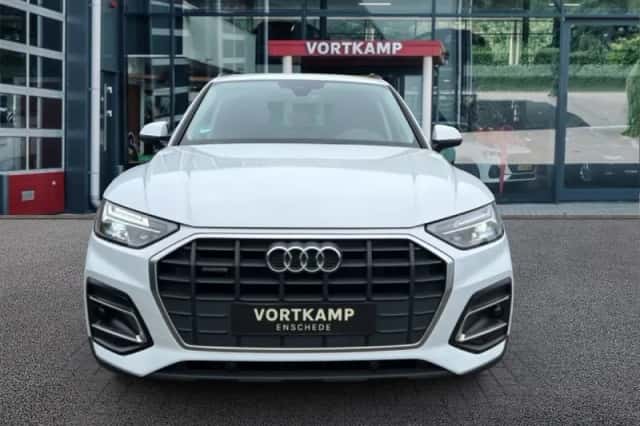 Audi Q5 (2021) thumbnail 2