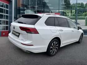 Volkswagen Golf (2022) thumbnail 5