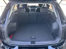 Volkswagen Tiguan (2025) thumbnail 9