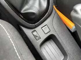 Renault Clio (2018) thumbnail 19