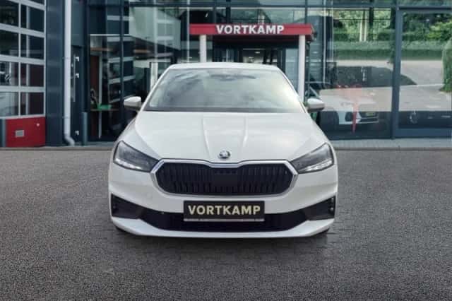 Škoda Fabia (2023) thumbnail 2