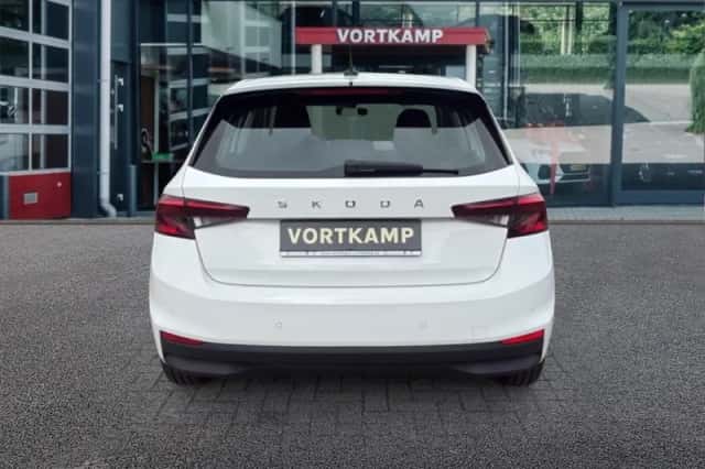 Škoda Fabia (2023) thumbnail 6