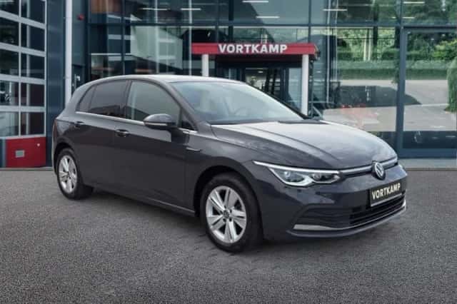Volkswagen Golf (2023) thumbnail 3