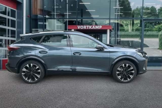 CUPRA Formentor (2024) thumbnail 4