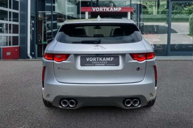 Jaguar F-Pace (2018) thumbnail 6