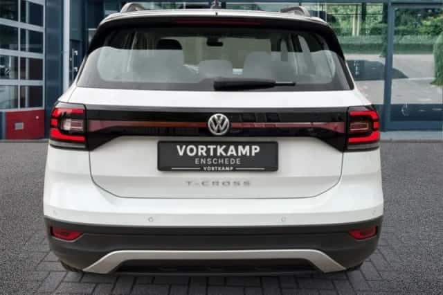 Volkswagen T-Cross (2020) thumbnail 6