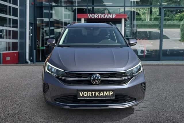 Volkswagen TAIGO (2022) thumbnail 2