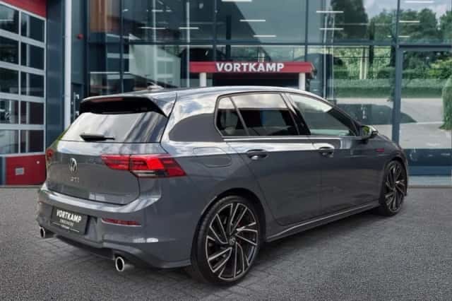 Volkswagen Golf (2021) thumbnail 5