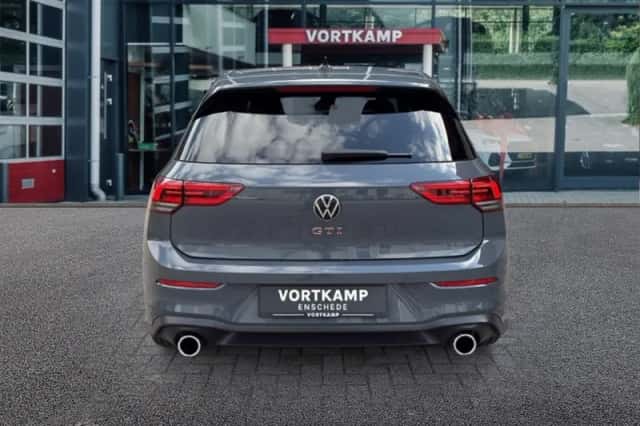Volkswagen Golf (2021) thumbnail 6