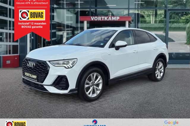 Audi Q3 (2021) thumbnail 1