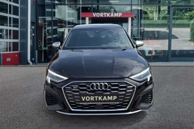 Audi S3 (2024) thumbnail 2